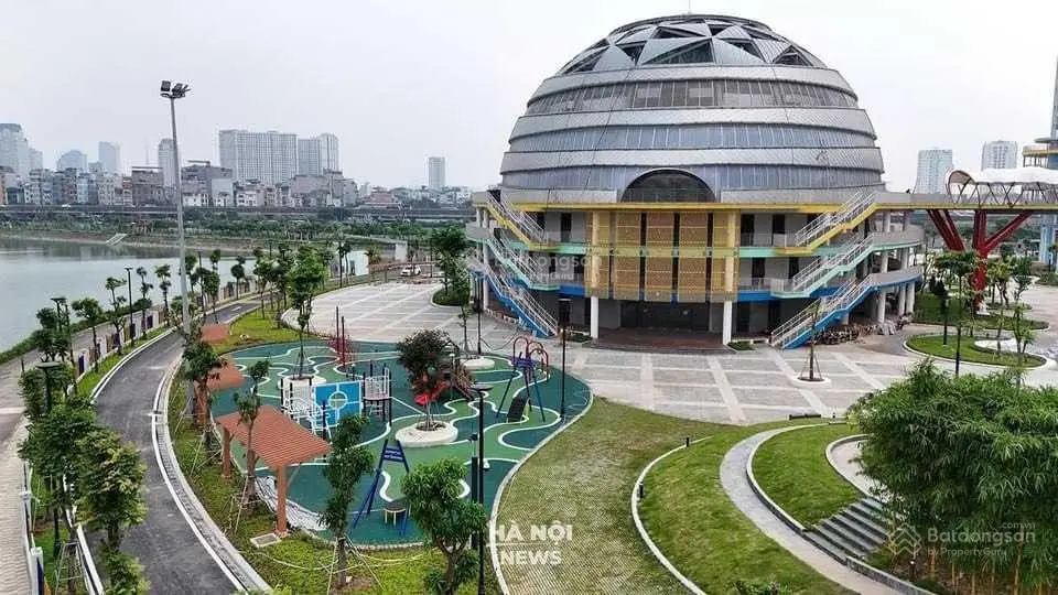 Bán căn góc 4 phòng ngủ view hồ Vinhomes Skylake, Phạm Hùng giá giảm sốc. LH 0983 786 ***