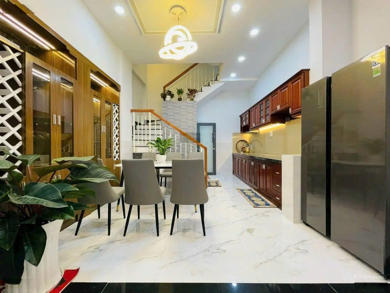 Chú Tám bán nhà 46m2 Trần Thị Cờ, Q12 giá 1tỷ850. Gần THCS Nguyễn Trung Trực, hẻm 5m. Cho thuê 8tr
