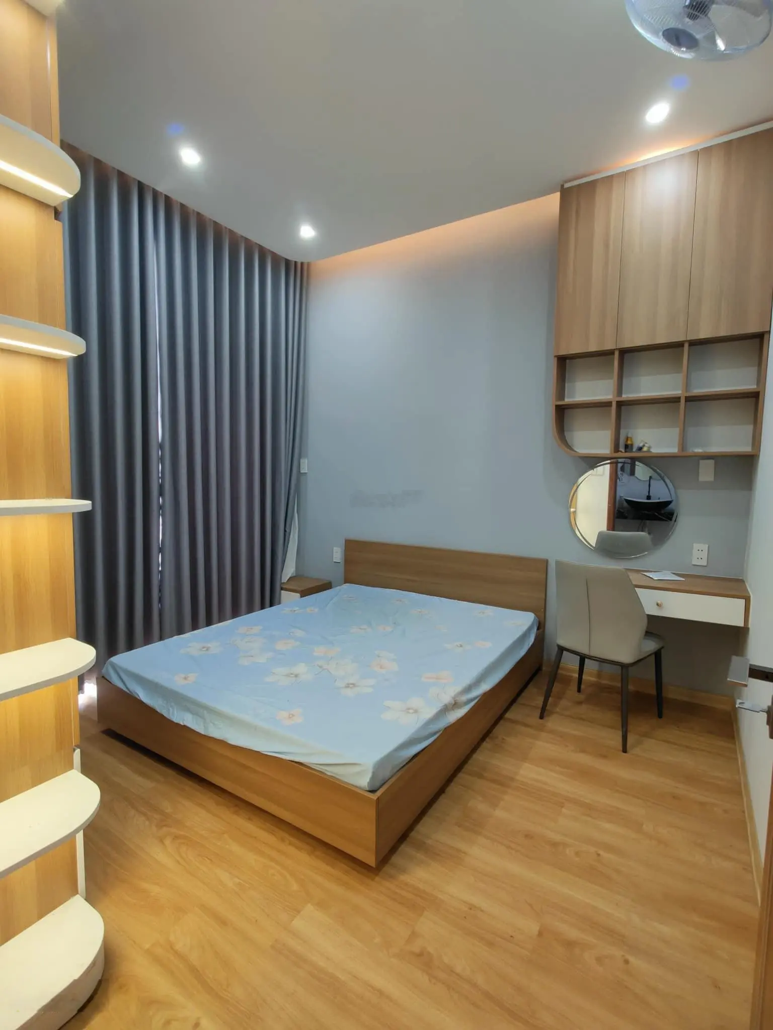 Hạ Giá Bán Nhanh Nhà 4 Tầng Mặt tiền Đường Vũ Quỳnh, Thanh Khê, View Biển Nguyễn Tất Thành, Gía Tốt