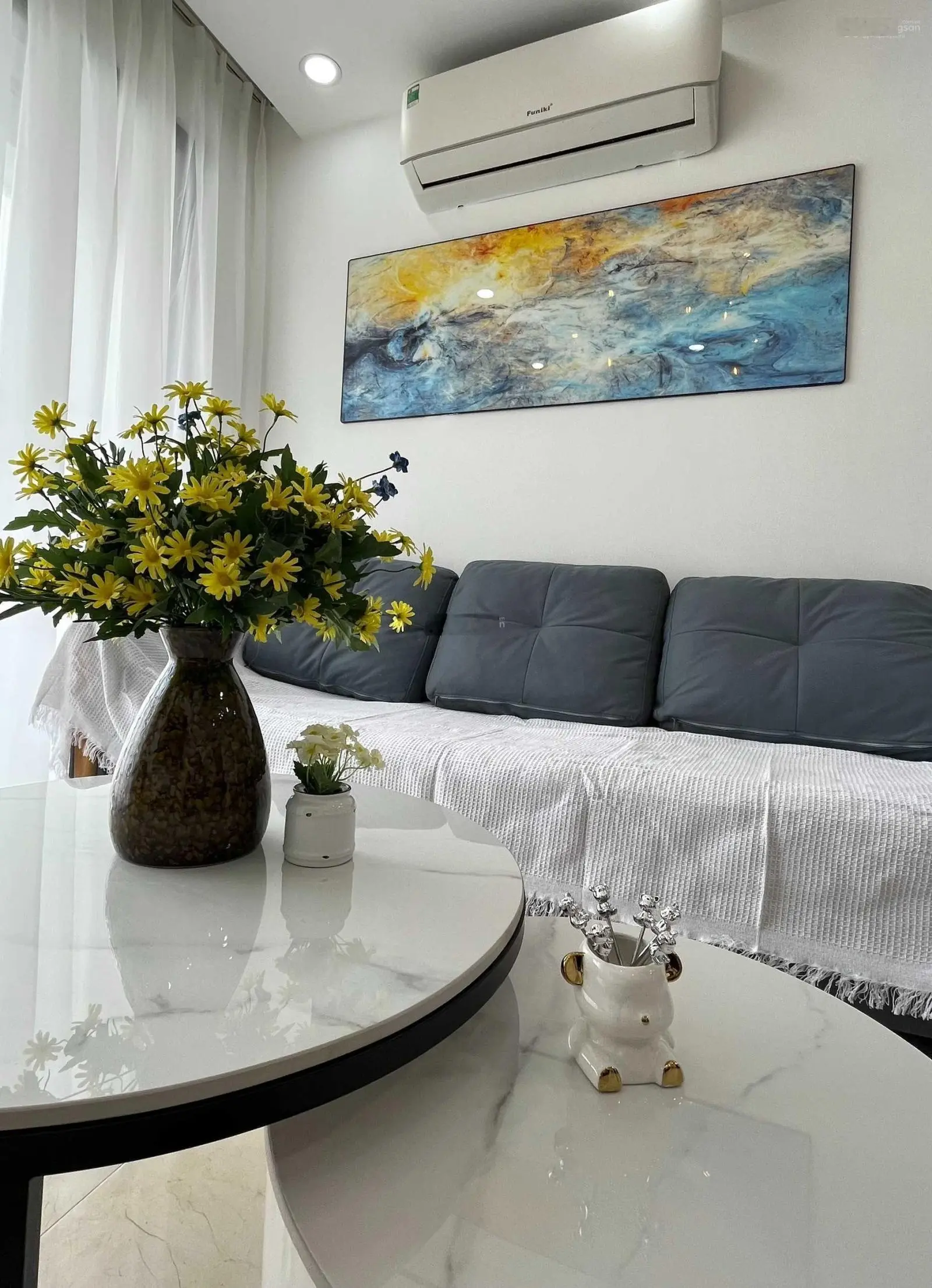 Cam kết ảnh thật - Bán 2PN 2WC C6 Vincom Trần Duy Hưng - Vinhomes D'Capitale quận Cầu Giấy