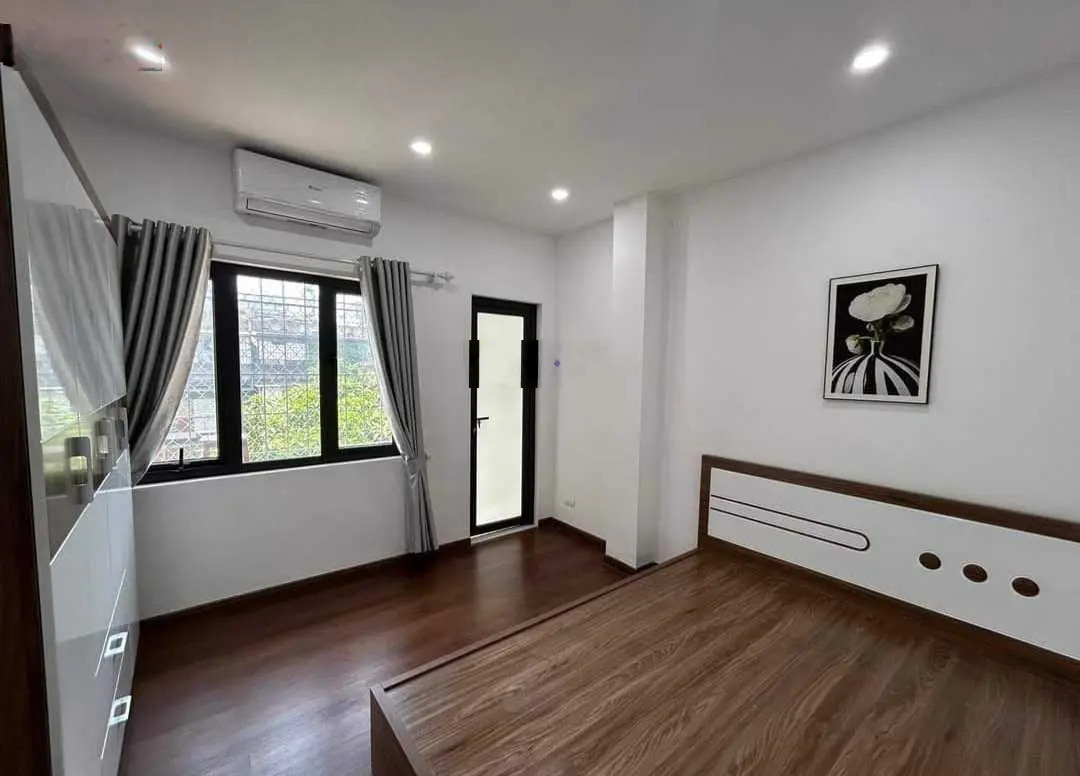 Bán nhà tập thể Nguyễn Trãi trung tâm q. Thanh Xuân 42m2 1pk bếp 2pn 1vs. Nhà như khách sạn 2,85tỷ