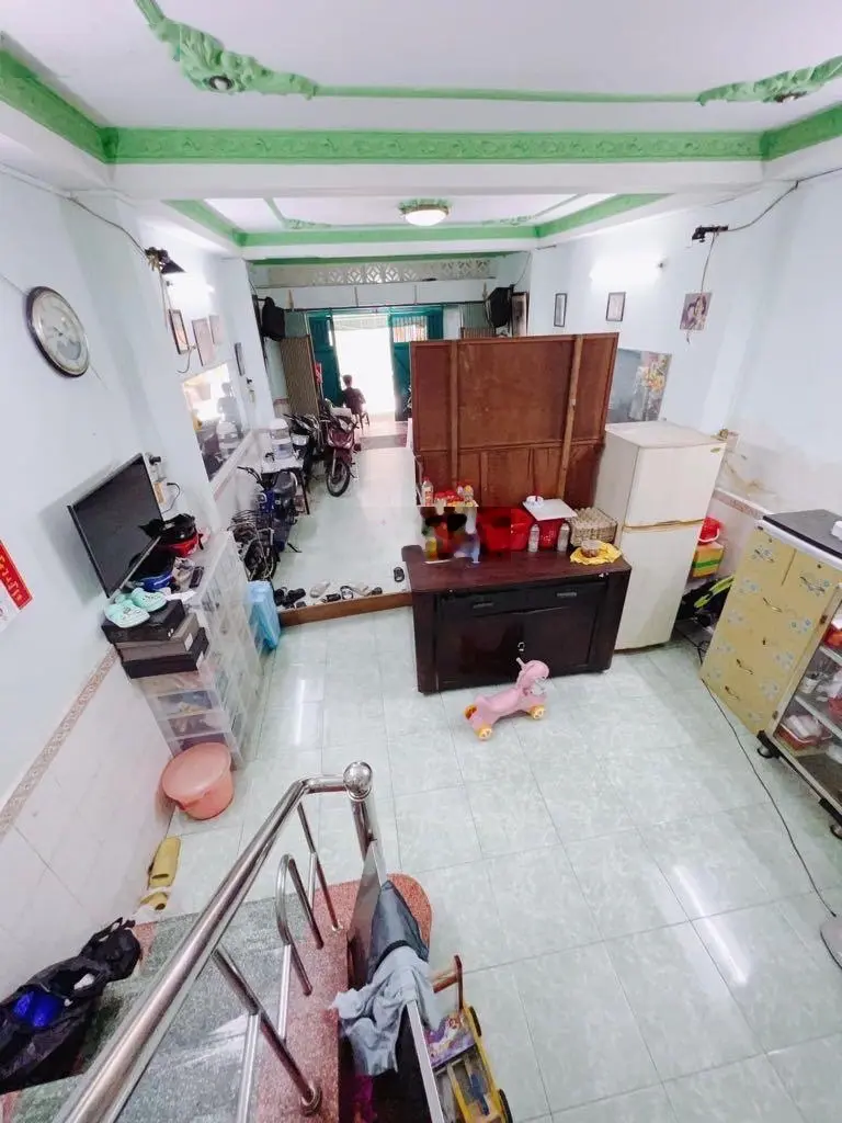 Vĩnh Khánh ngang 4m3x22m - nở hậu - hẻm xe hơi 5m - sát mặt tiền sổ vuông - siêu vị trí - giáp Q1