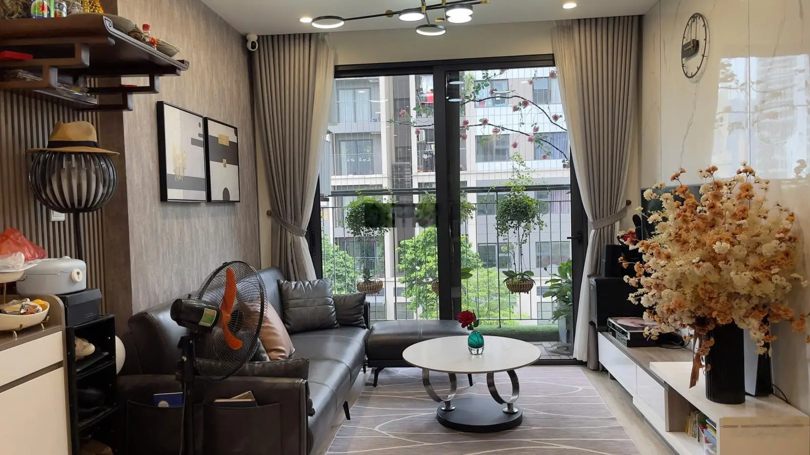 BÁN NHANH CĂN GÓC VINHOME SMART CITY , NAM TỪ LIÊM 75M2 3 NGỦ 2 VSINH 4TYXX LHE 0835 910 ***