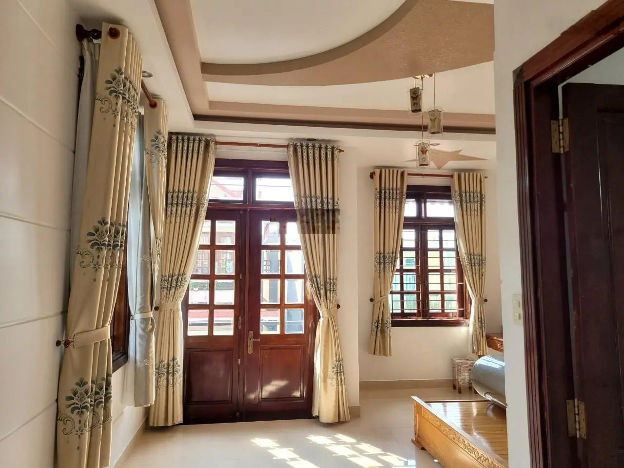 Siêu Phẩm như biệt thự nhà 3 lầu 130m2 ngang 6m, đường Man Thiện ngay Học Viện Chính Trị