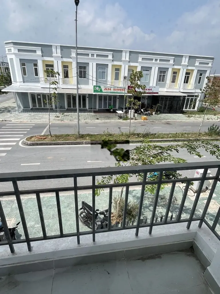 Nhà hoàn thiện - sở hữu lâu dài, f4, Trà Vinh