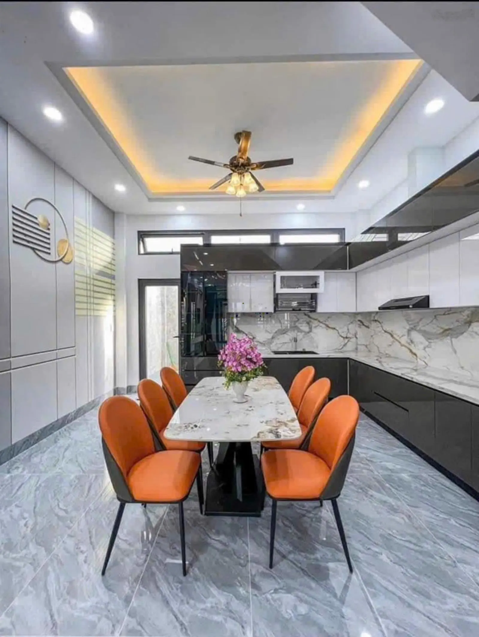 Qua tết đi nước ngoài bán nhà 54m2 đường Trương Định, Quận 3 - (Sổ hồng riêng)