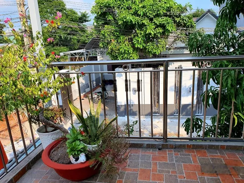 Cần bán nhà đẹp, nở hậu, 2 mặt tiền gần đường Vành Đai 3, đại học Thủ Dầu Một