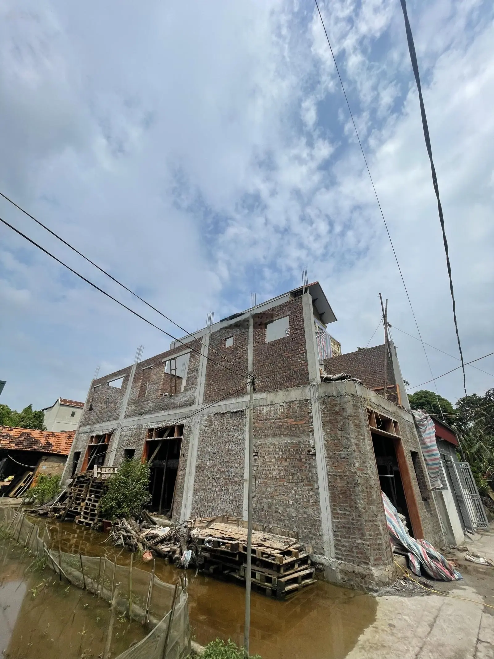Quận Hà Đông cụm 3 căn liền kề ô tô đỗ cửa ngõ rộng 3m nhà mới xây 5 tầng, cách QL6 500m