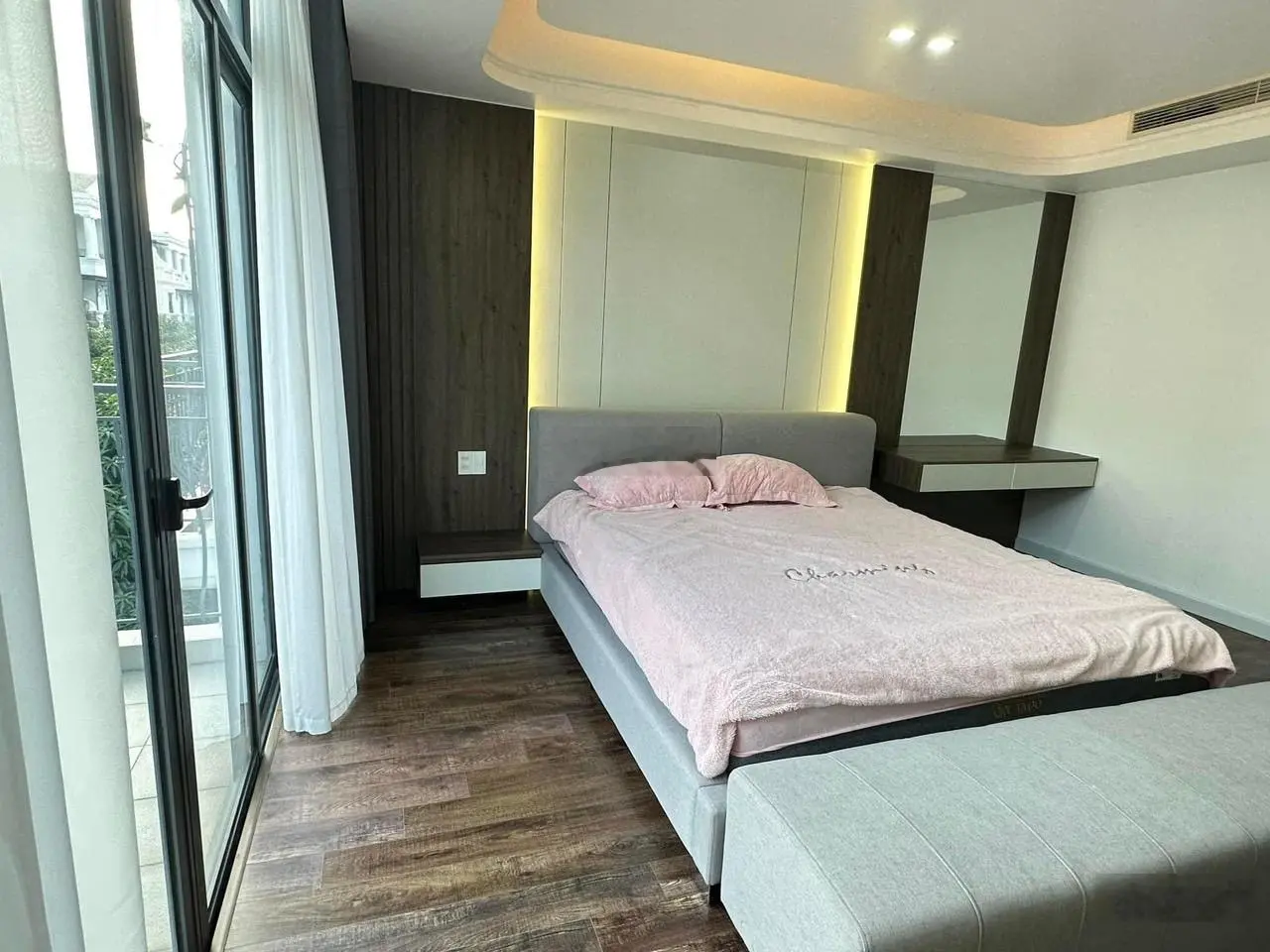 Chuyển nhượng căn Vin Marina hoàn thiện full nội thất giá tốt