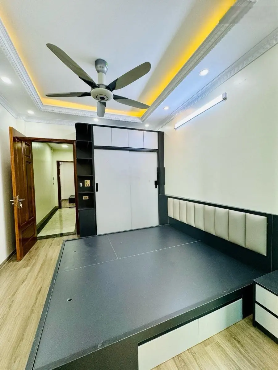Gấp, cần bán nhanh giá siêu. Rẻ tòa nhà Nguyễn An Ninh. Nhà đẹp 2 thoáng mới tinh 6PN*5T*47m2