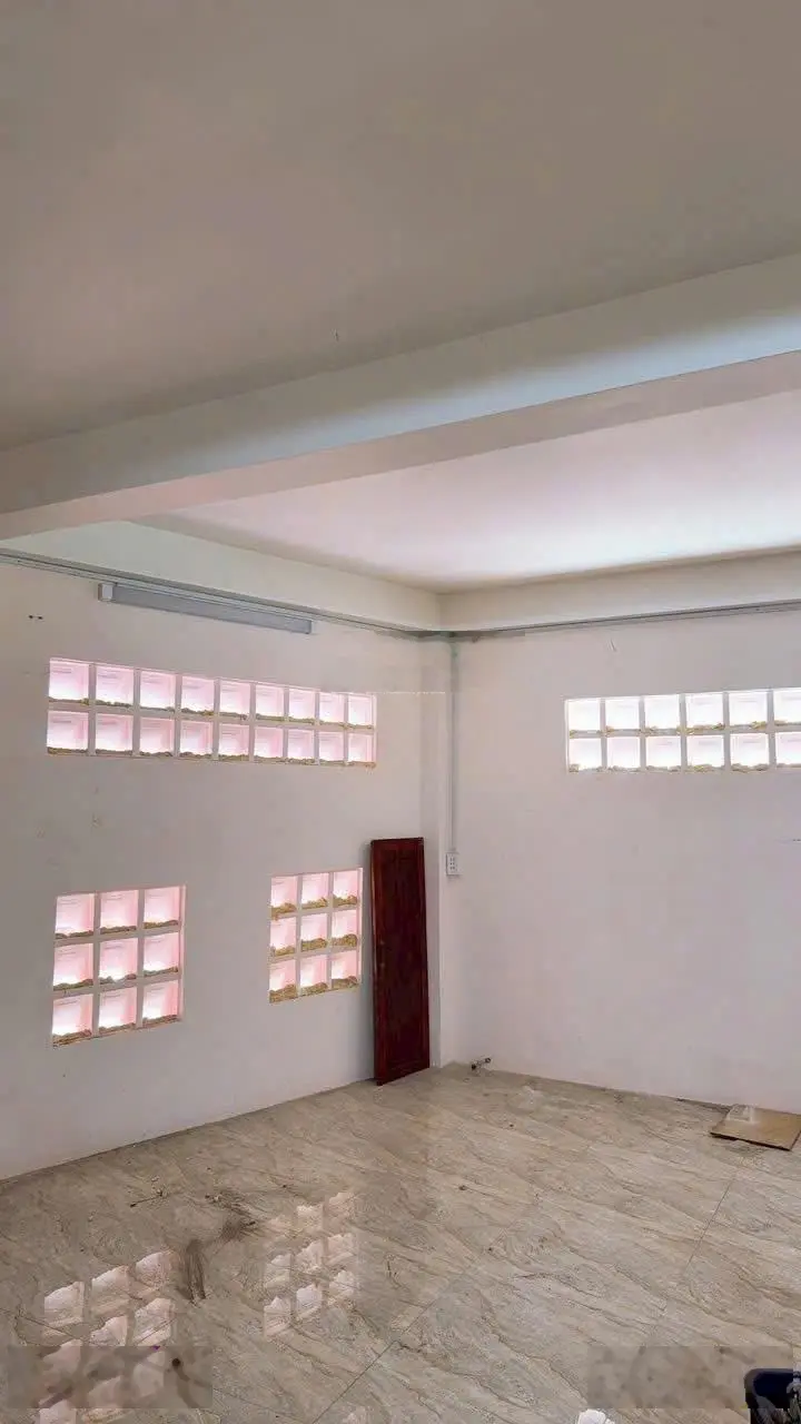 3 tầng đúc - Lưu Hữu Phước p15 Q8- shr hiện hữu hoàn công- 77,7m2 , NH hỗ trợ vay 3,5 tỷ