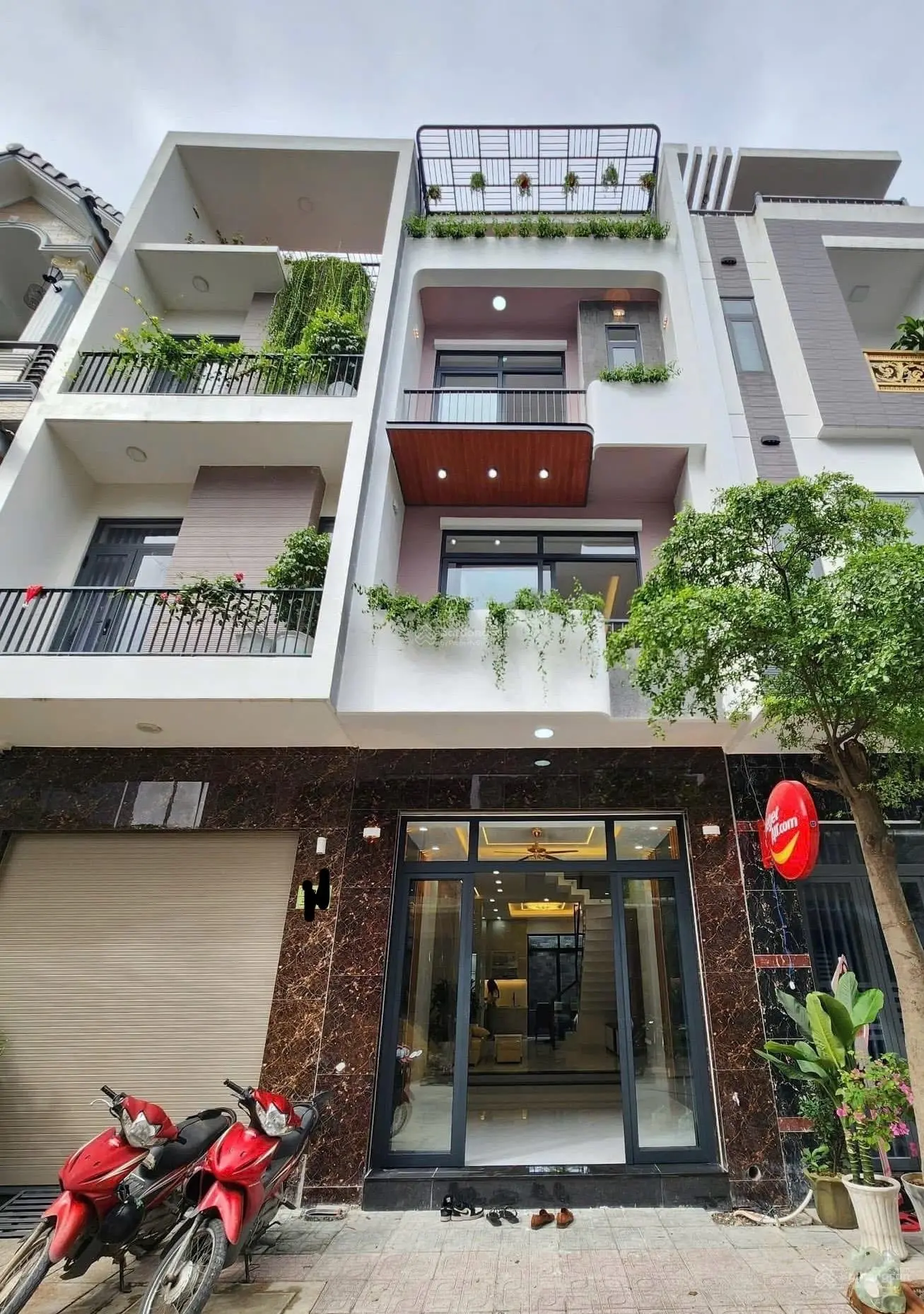 Tôi cần bán gấp nhà Bàn Cờ -P3-Quận 3 giá 4Tỷ490/81m2 đang cho thuê 32triệu. Gần TH Phan Đình Phùng