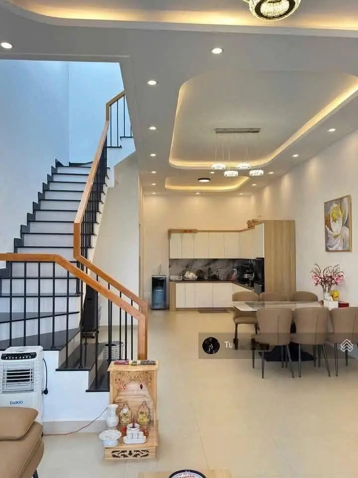 Thanh lý nhà Đ.Số 14,Hiệp Bình Phước,Tp.Thủ Đức.Giá chỉ nhỉnh 2 tỷ.Gần khu đô thị Vạn Phúc City.