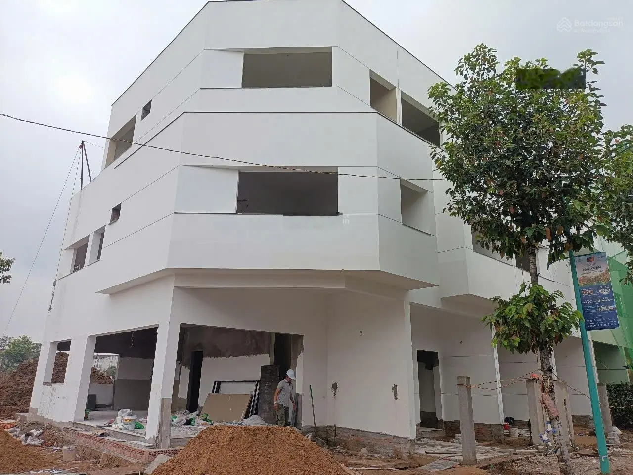 Tài chính cỡ 1,2 tỷ sở hữu căn nhà y hình luôn ạ. 76m2, SHR nhà trung tâm TP Thuận An