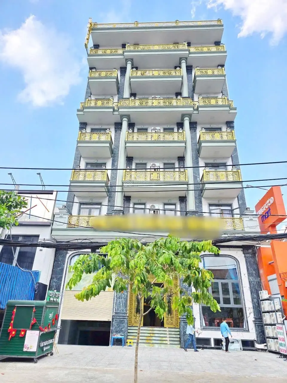 Tòa CHDV 10 tầng + penthouse có hồ bơi.. Giá 100tỷ