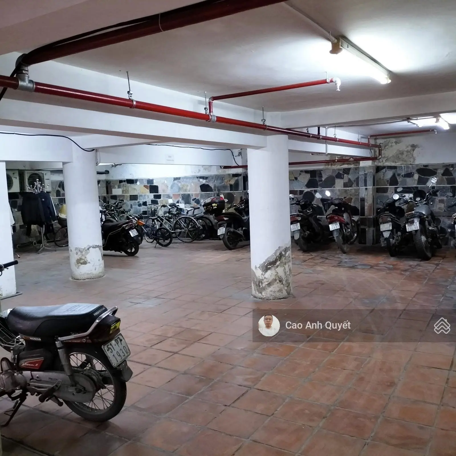 Bán nhà phố Tây Hồ quận Tây Hồ 650m2 8T MT 20m, lô góc ô tô tránh 1 sổ 1 chủ 245 tỷ đường Tây Hồ