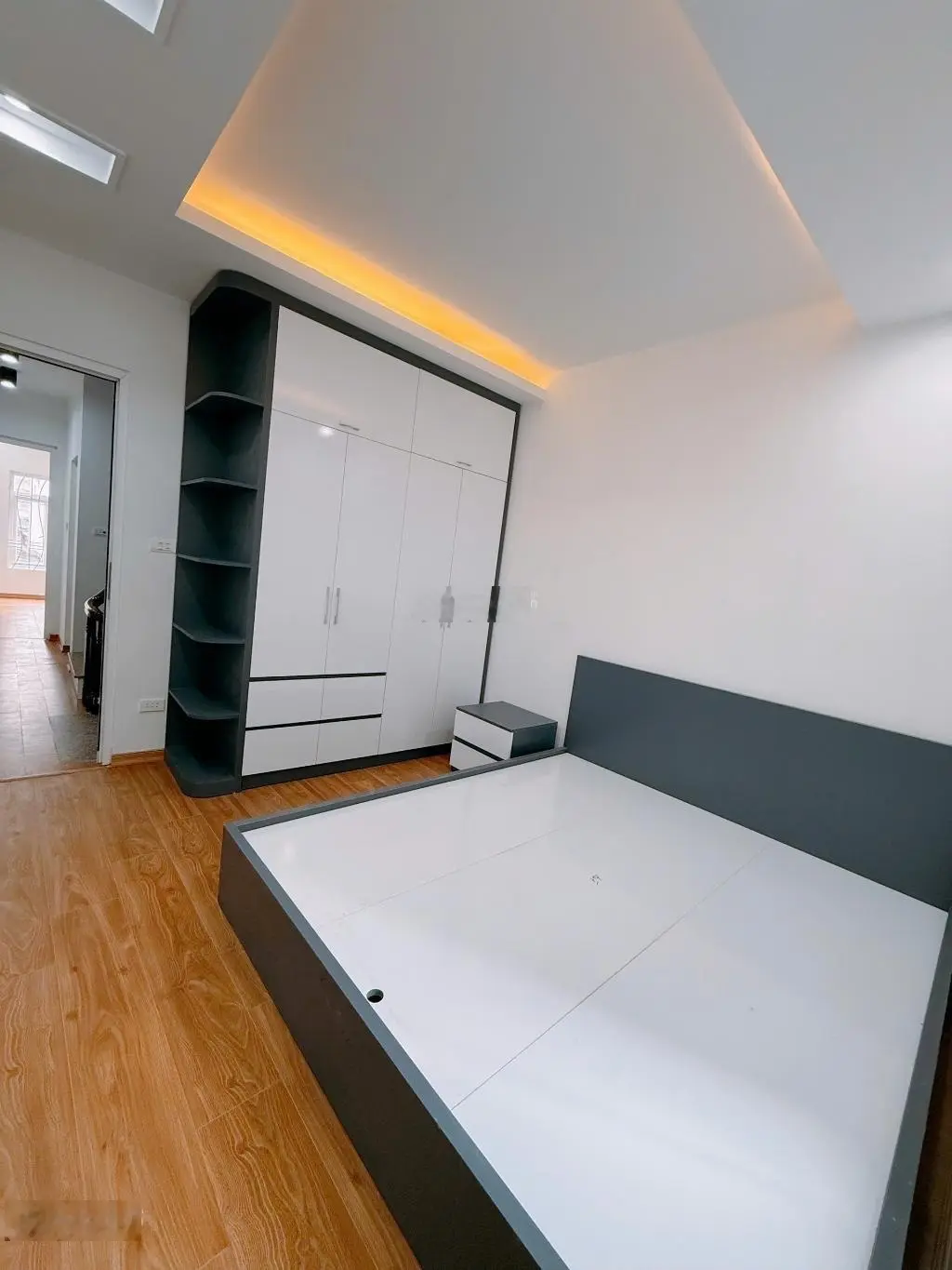 Phú diễn Nhà đẹp ở ngay 43m2 . 5tầng ô tô sát phố 7,59 tỷ