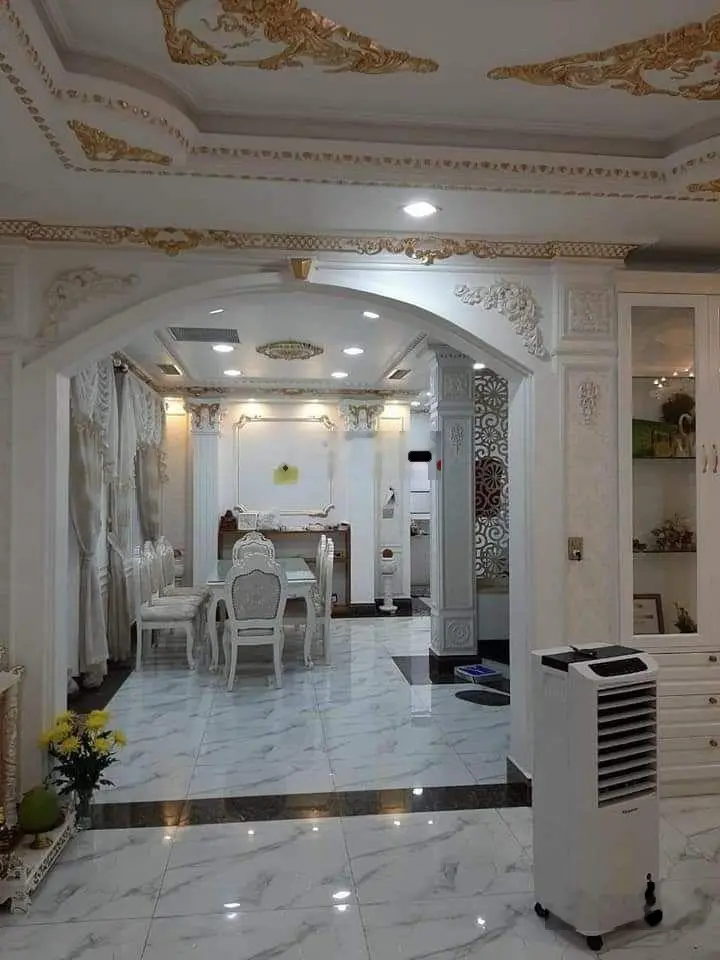 Bán 2 căn biệt thự VIP khu trung tâm hành chính TP Dĩ An, Bình Dương. Giá ngộp