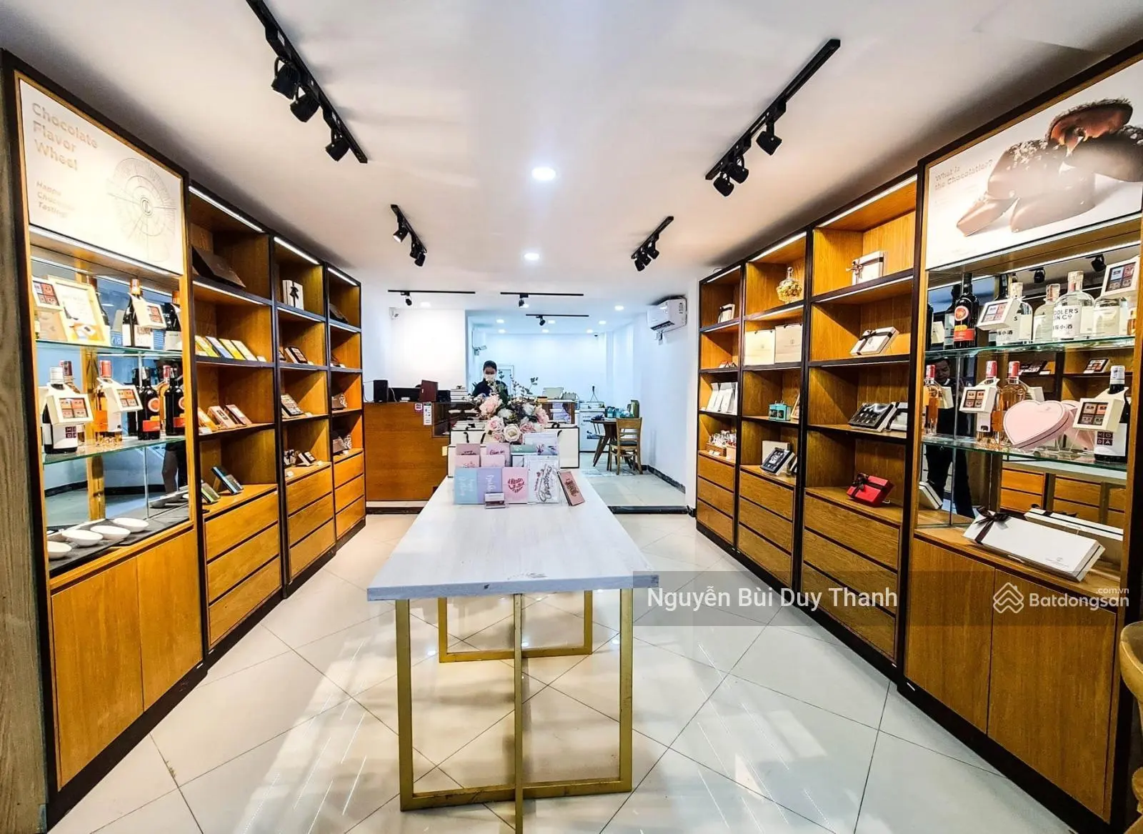 Bán nhà MT Lê Thị Riêng, Q1 giá siêu rẻ 27 tỷ diện tích: 4 x 16m, LH 0971 829 *** Anh Duy