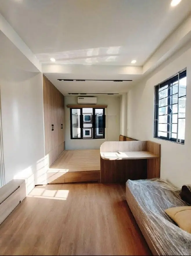 Nhà Lĩnh Nam - vew hồ điều hoà - Diện tích: 38,3m2 - Giá: 5,2 tỷ.