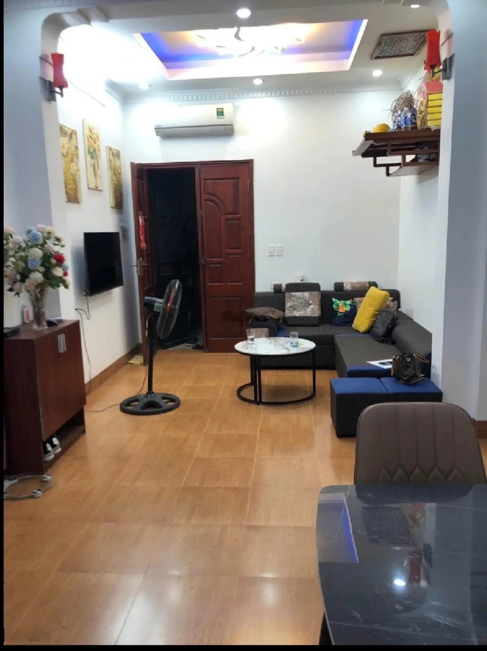 Siêu đẹp ! căn hộ tập thể btl quân khu thủ đô tại mai dịch 80m2 * 1pk * 2pn , full nt ,chỉ 4,35 tỷ