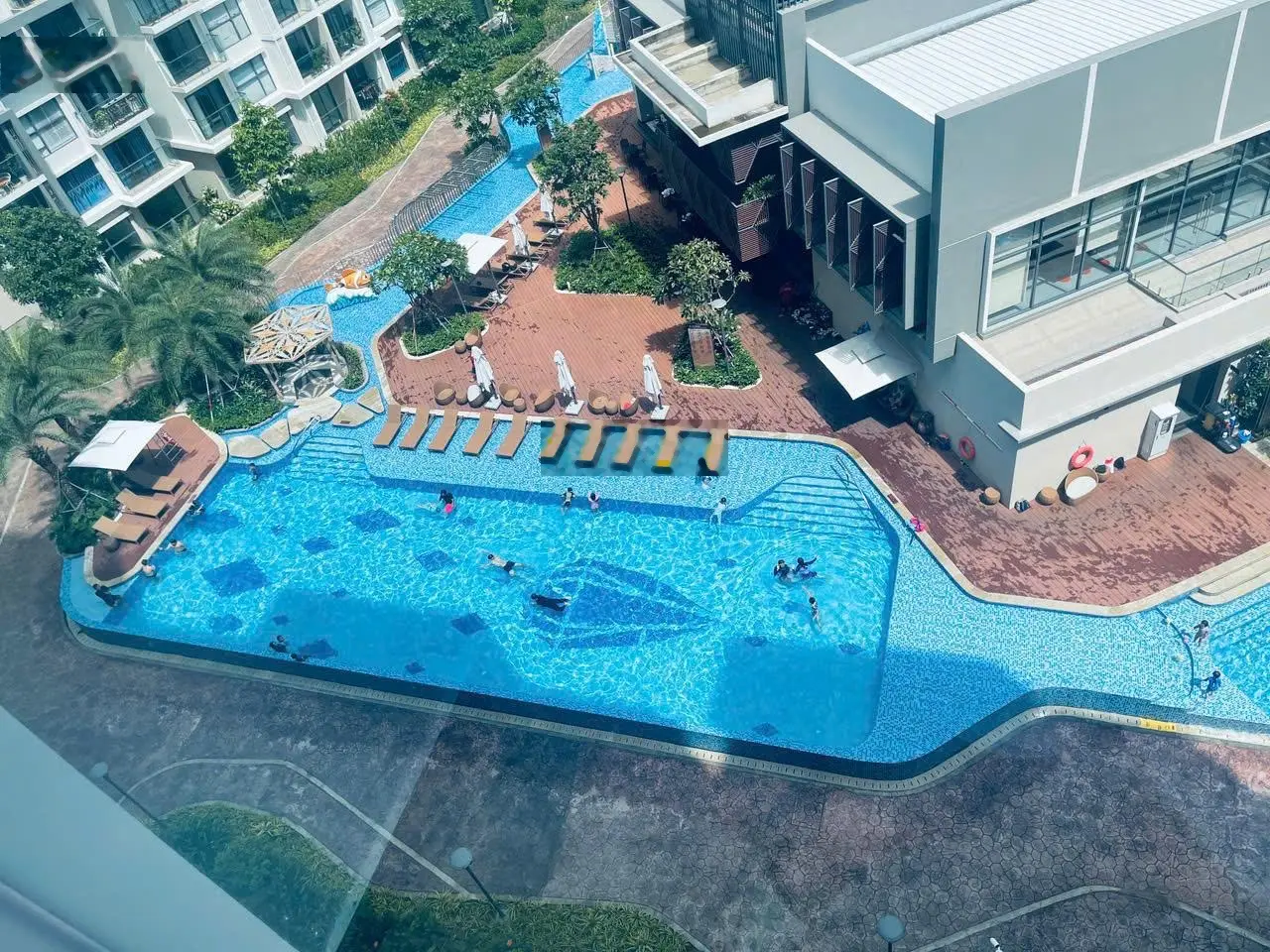 Bán căn Brilliant 112m2 giá chỉ 6.3 tỷ hướng mát view CV, đang có HĐ thuê - Cẩm Tươi - NV CĐT