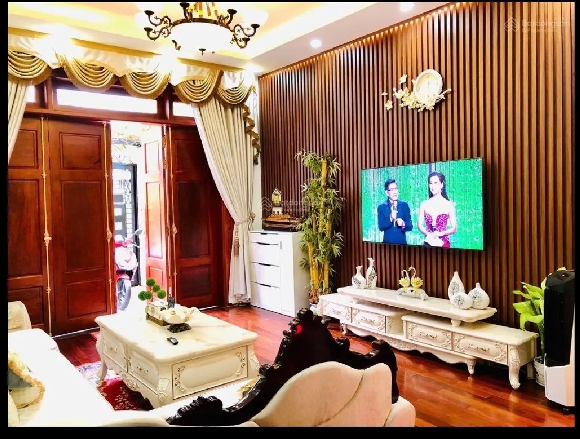 Hạ giá bán gấp nhà đẹp 4 tầng 75m2, khu phân lô đường Phan Huy Ích, Gò Vấp. Giá chốt cực tốt