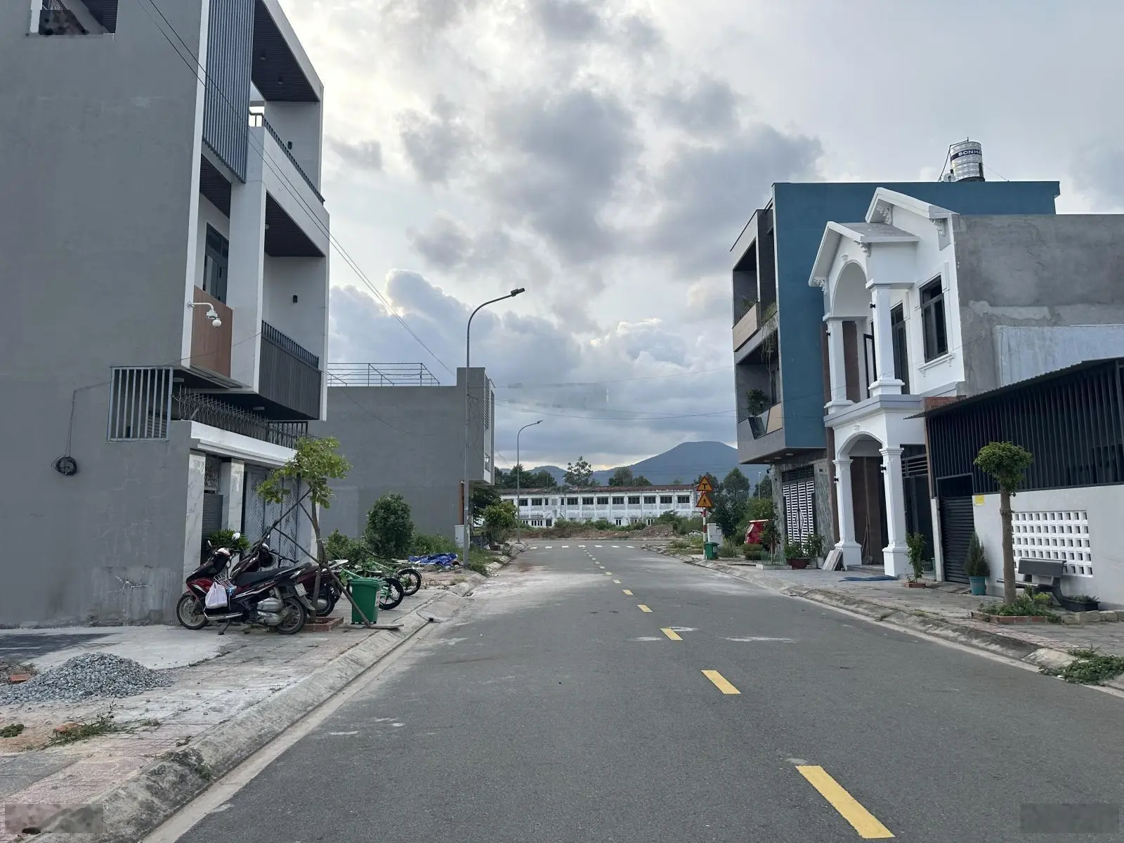 Bán lô đất khu Hưng Việt 6 x 16m, phường Long Tâm, Tp Bà Rịa