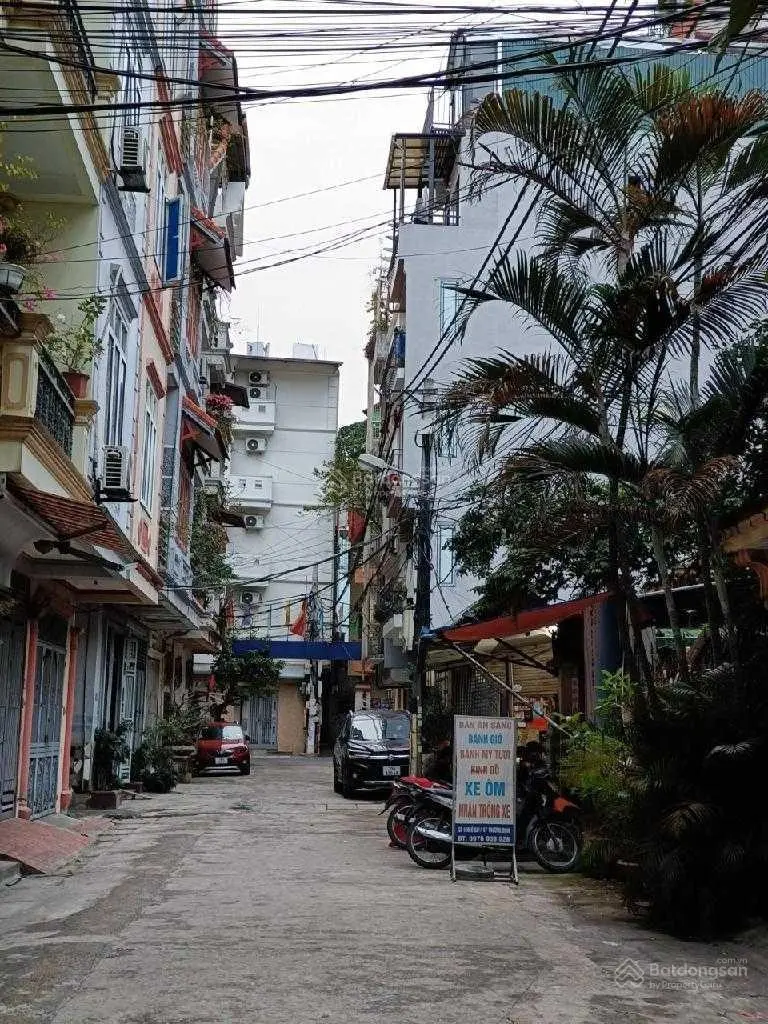Nhà Phân Lô Ô tô chạy vòng quanh - Trương Định - Tân Mai - Chủ Cần bán để chuyển ra BIỆT THỰ