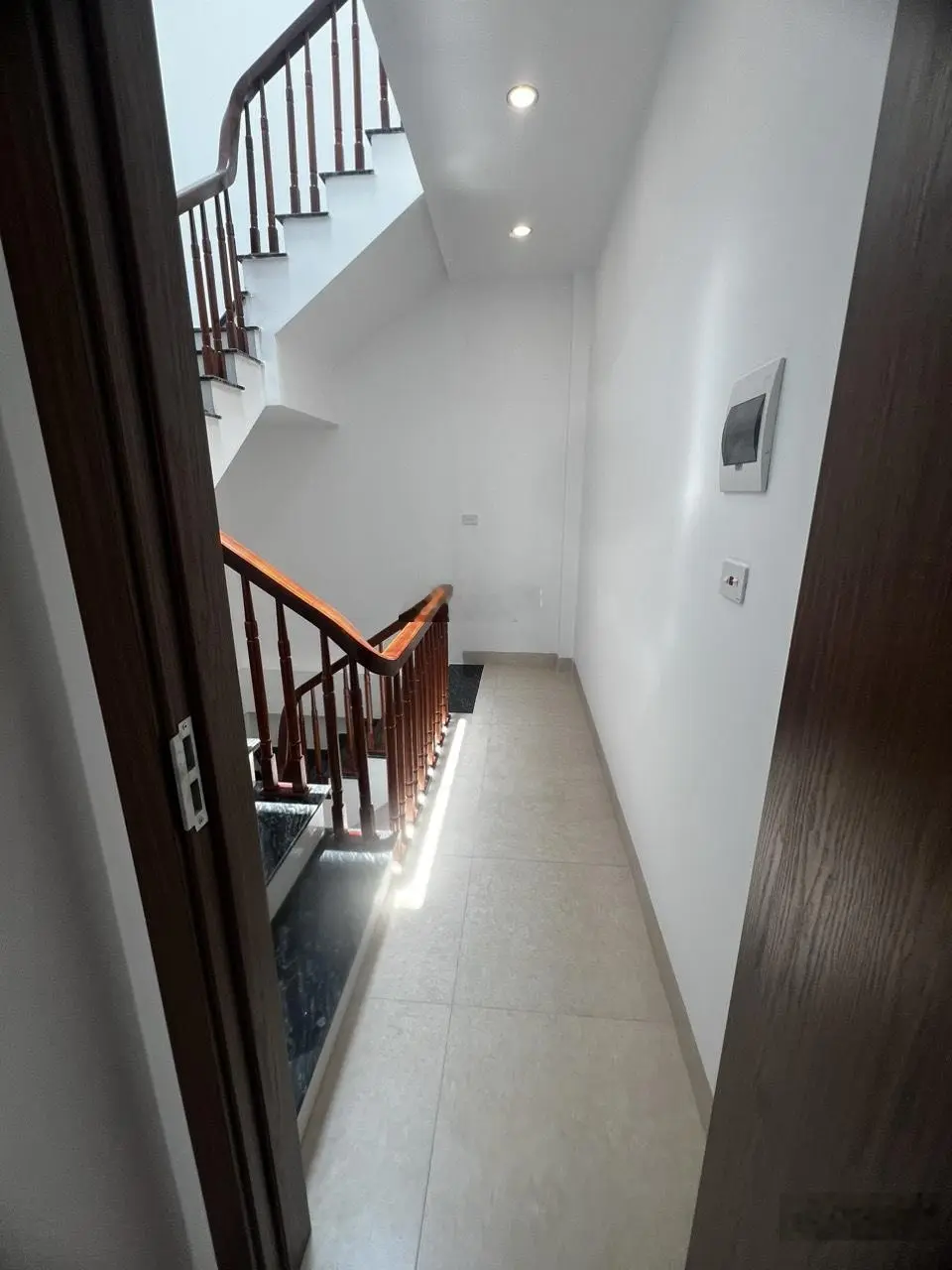 Hàng hiếm tại Đại Mỗ - bán nhà 4PN, 4WC chỉ 4,4 tỷ vnd, 32,5m2