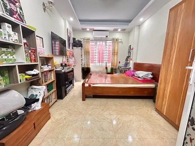 Cô tôi gửi bán căn nhà tại Trương Định, 10m ô tô đỗ, đi lại, nhỉnh 4tỷ