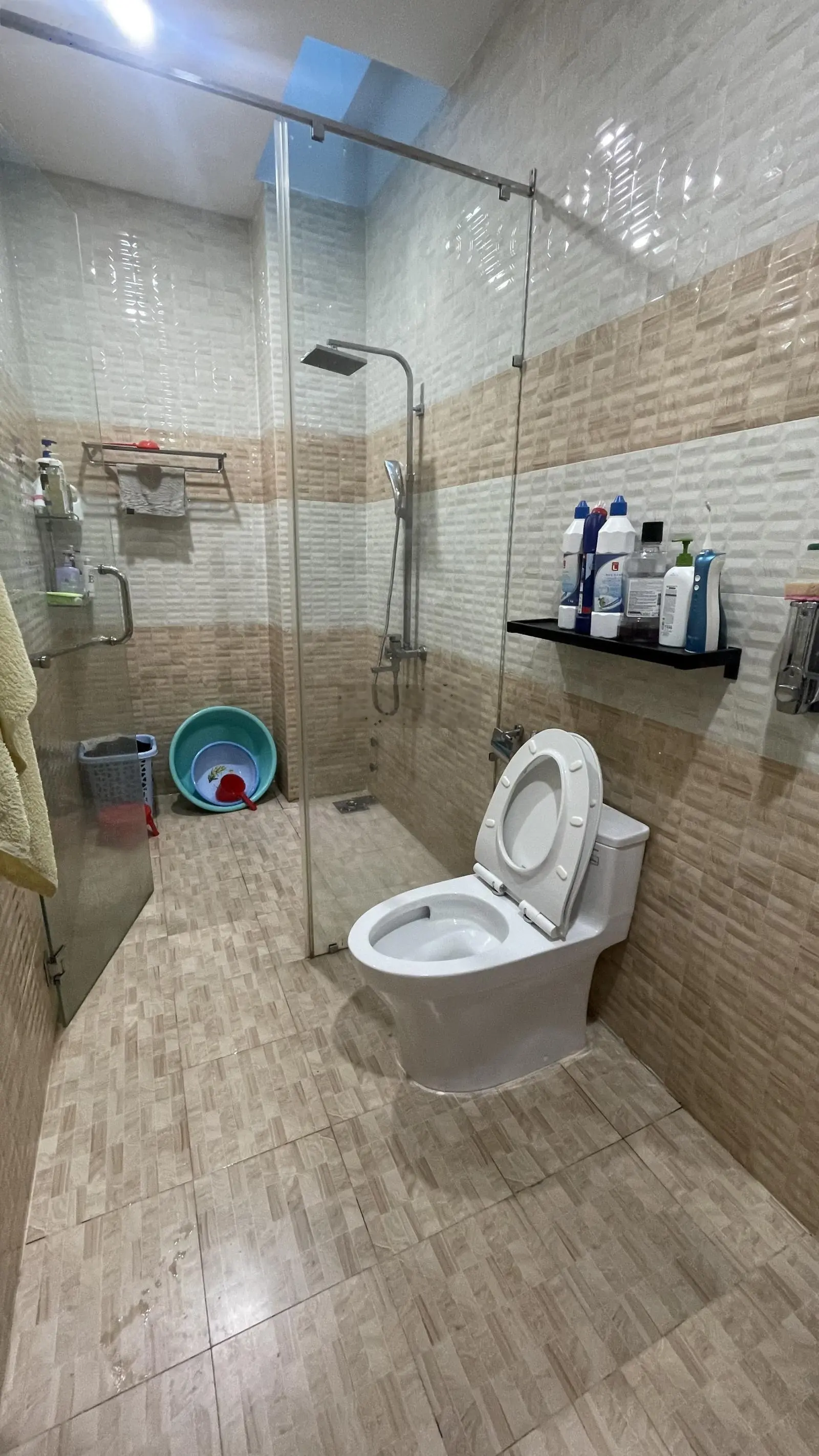Bán nhà 3 tầng thuộc KĐT Vĩnh Điềm Trung, Nha Trang chỉ 5,6 tỷ