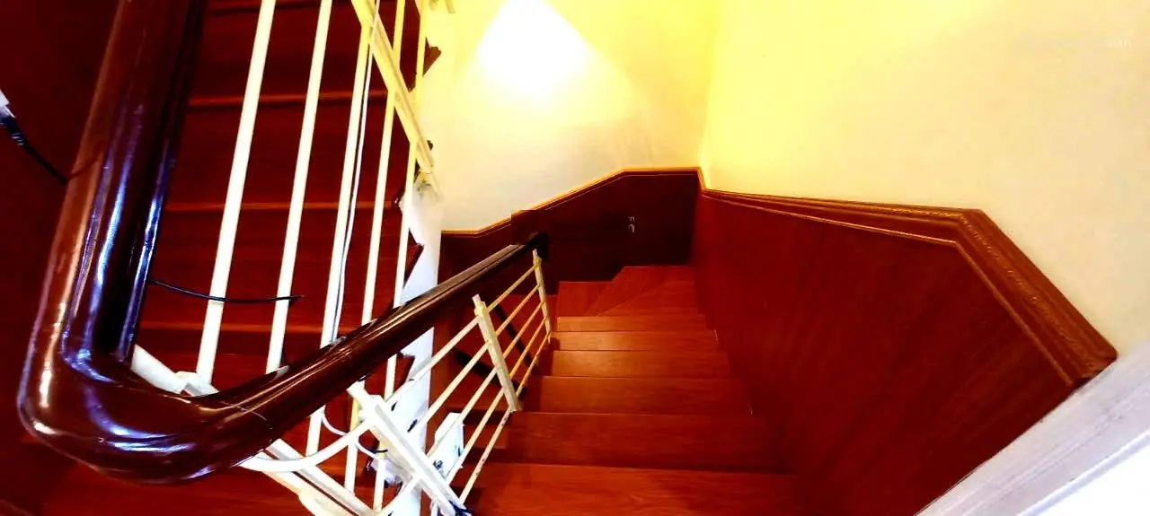 Bán nhà ngõ ô tô vào nhà 335 Xuân Đỉnh Diện tích 42m2, 5 tầng, mặt tiền 3,5m, giá 11.8 tỷ.