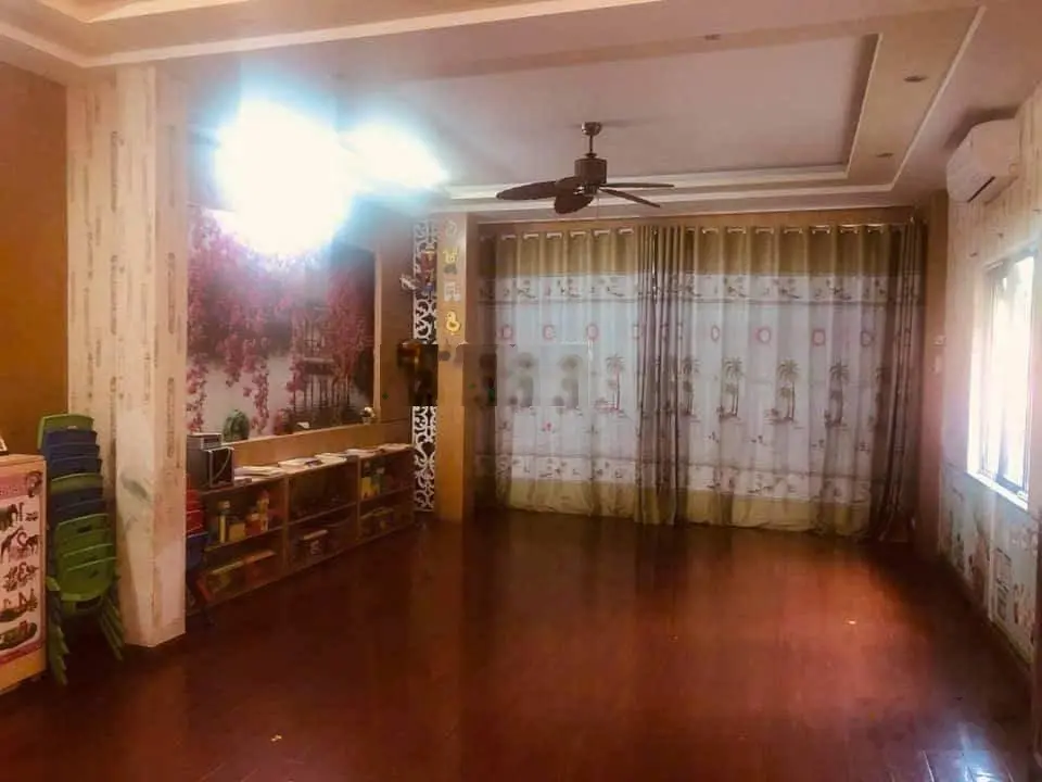 Bán nhà Nguyễn Khang, Cầu Giấy: 80m,7 tầng thang máy, mặt tiền 6m giá 32 tỷ. Vị trí kinh doanh đỉnh