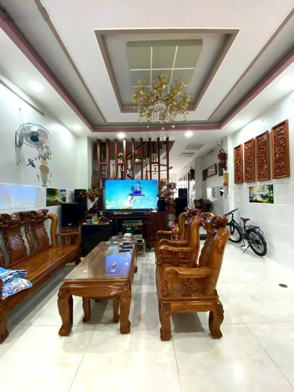 Hạ 200tr còn 2,7 tỷ. Bán nhà 60m2 đường số 13,Q4 xây 3 tầng, đang cho thuê 18tr. Hẻm 6m ra Vĩnh Hội