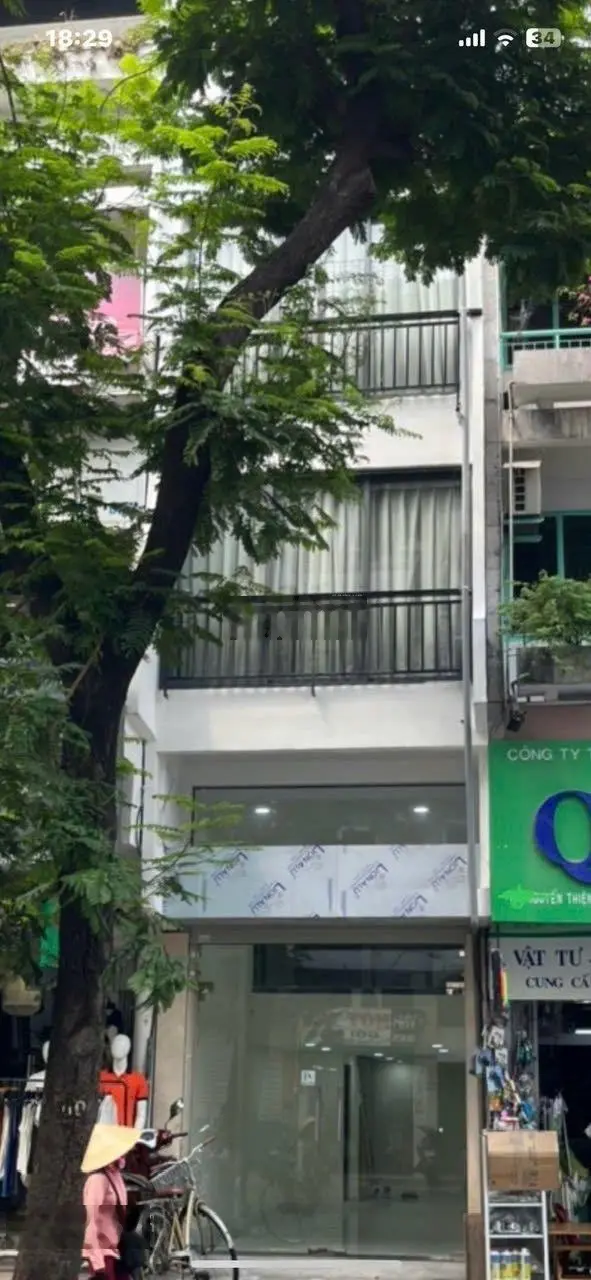 Nhà đẹp MT Đ. Nguyễn Thiện Thuật, P3, Q3, DT: (3,2x12)m, 1 trệt - 3 lầu - ST. Giá: 14 tỷ TL