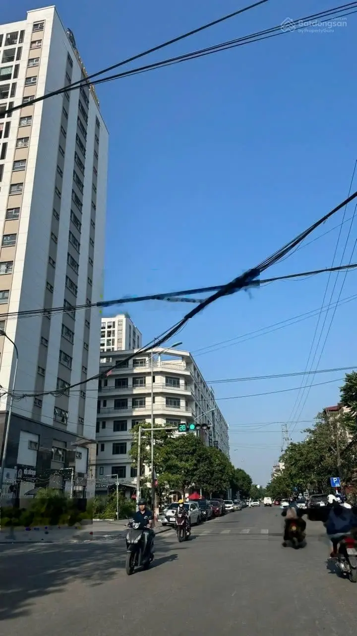 Cần bán căn shophouse 7T kinh doanh đắc địa mặt Nguyễn Cao thuộc CC Thanh Bình TPBN. Giá thỏa thuận