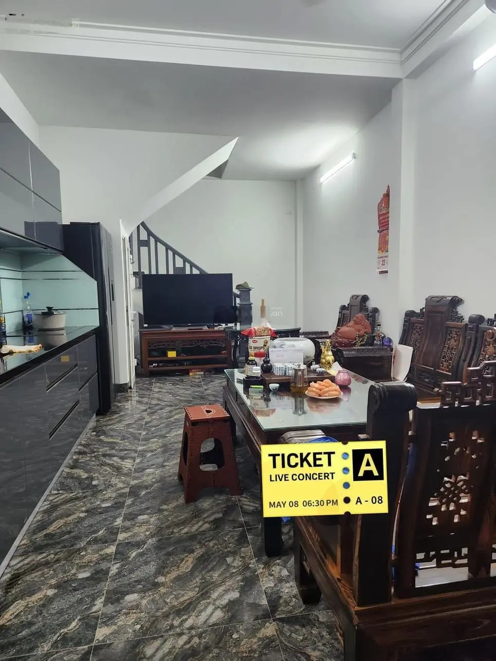Trần Hữu Tước - 45m2x5 tầng - gần hồ - nhà khung cột chắc chắn - sổ đỏ sẵn sàng giao dịch
