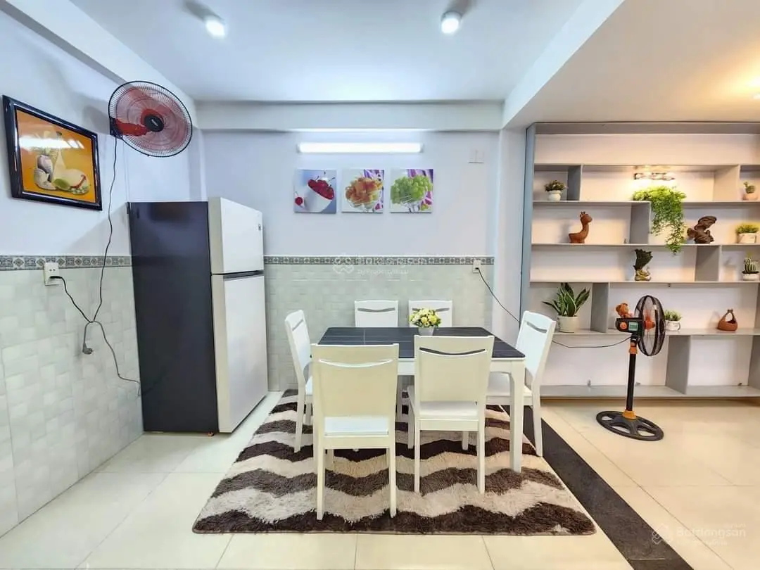 Giảm 1 tỷ! Bán nhà 4 tầng 72m2 Hồ Xuân Hương, P.14, Bình Thạnh - 3tỷ270 sát mặt tiền 10m. Thuê 37tr