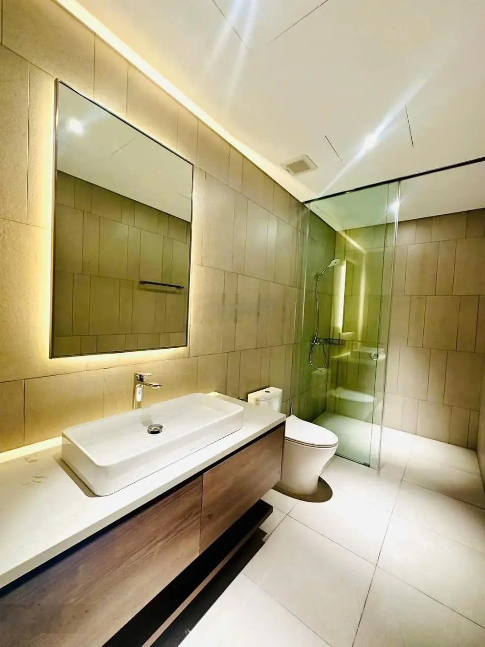 Cực phẩm MP Phù Đổng Thiên Vương, HBT 147m2 x 10T x MT 8m, ô tô, KD, giá 159 tỷ, LH: 0366051369