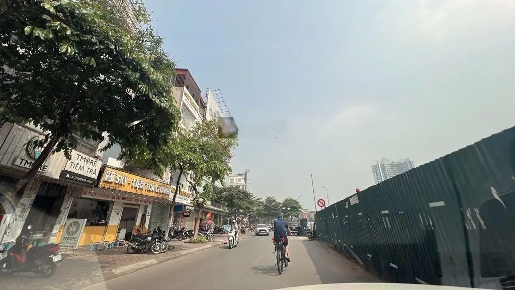 Bán căn nhà phố Thượng Đình - Thanh Xuân vỉa hè kinh doanh ô tô tránh cạnh Royal City Ngã Tư Sở