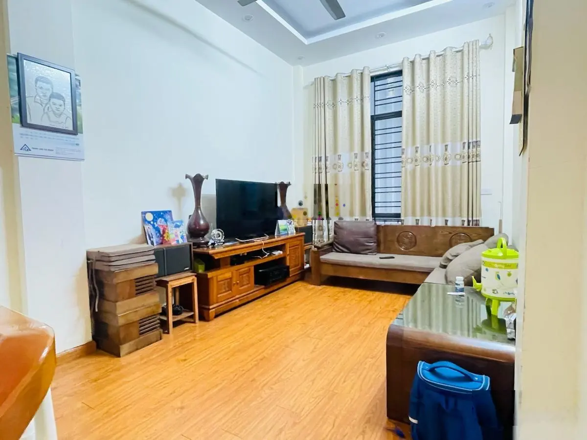 Bán nhà riêng Lô Góc 6,5 tỷ, 30m2 tại Mễ Trì , Q.Nam Từ Liêm, Hà Nội, gần ô tô