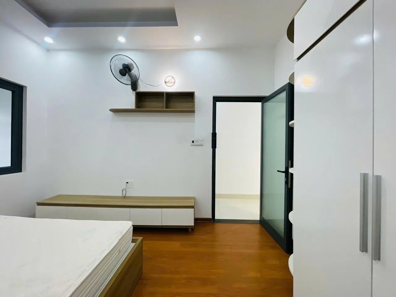 Bán Nhà 3 Tầng tại KĐT Lakeside Bàu Tràm, Hòa Hiệp Nam, Liên Chiểu