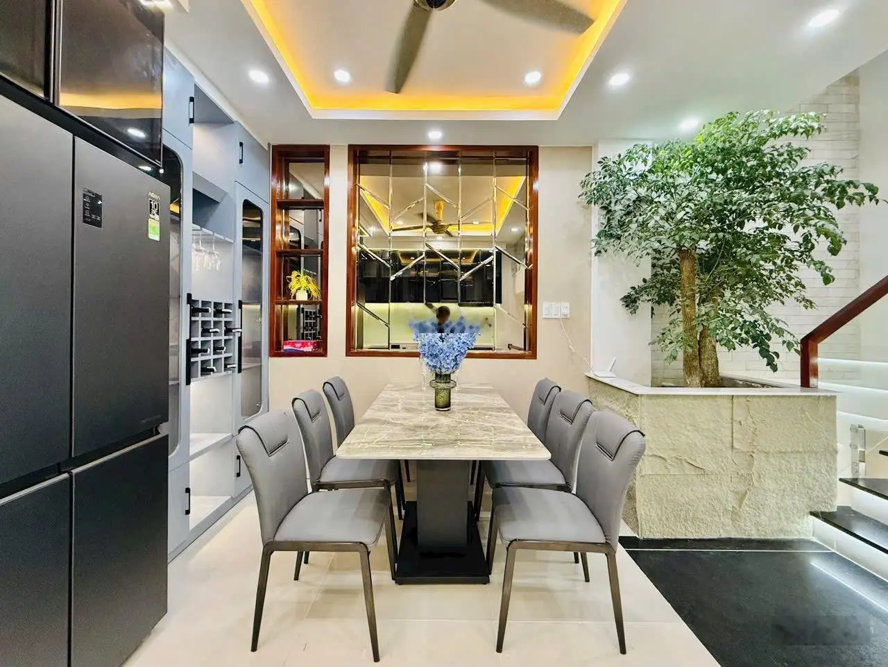 Cô lan bán nhà 56m2 2lầu giá 2.58tỷ ở hồ bá kiện quận 10 để về quê cần thơ sống cùng gia đình