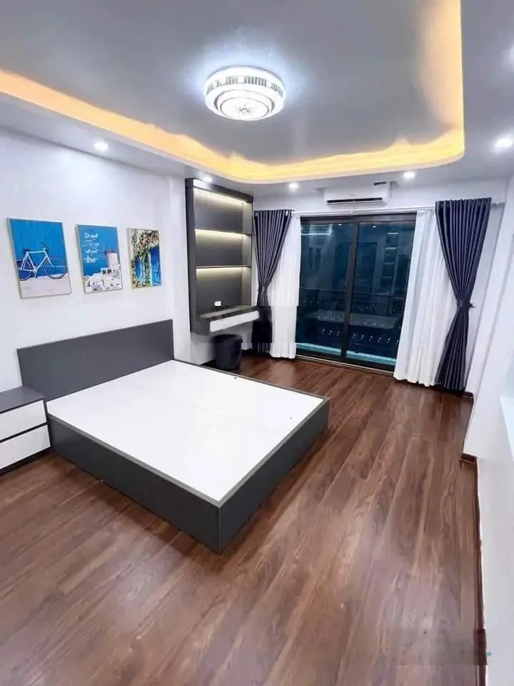 Hiếm hoi! nhà Đào Tấn, thang máy, ngõ thông, siêu mới, 55m2 *7T