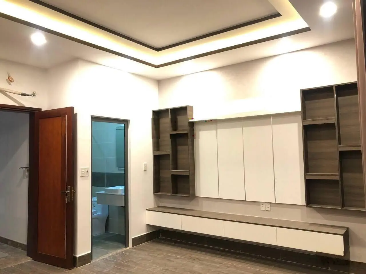 Cần vốn làm ăn bán nhà Hoàng Trọng Mậu, Tân Hưng, Quận 7. Giá 2 tỷ 150 - bớt lộc. LH 090443015