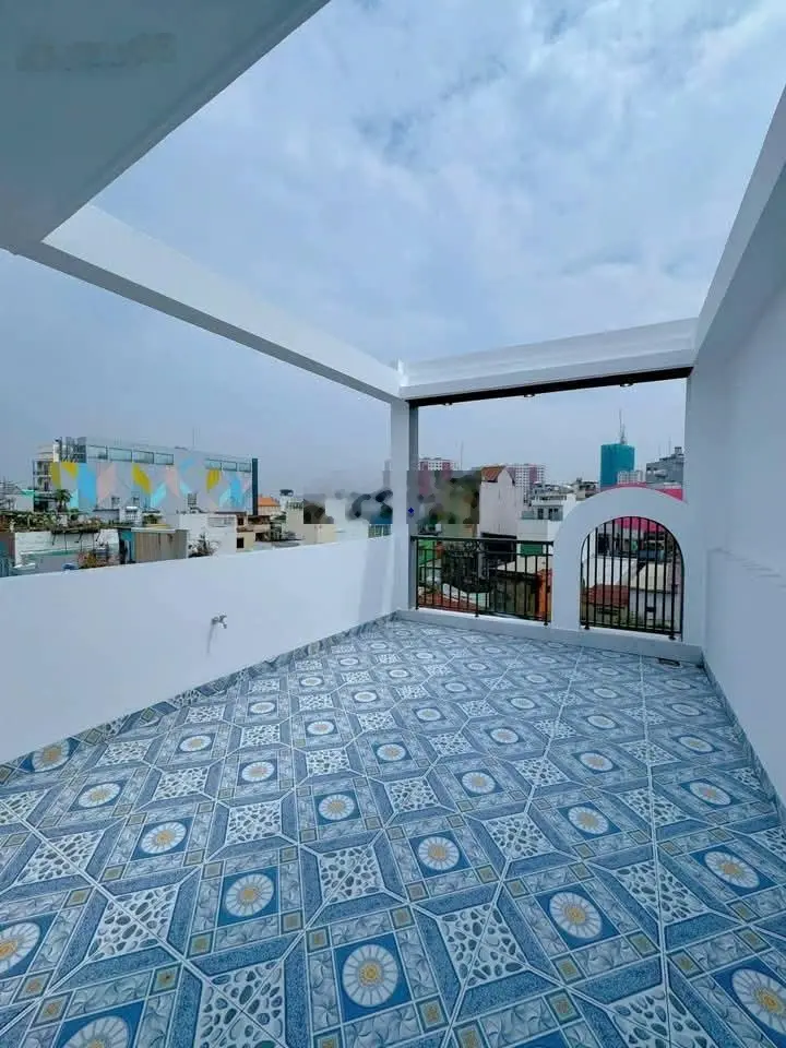 Siêu hot nhà ngộp đ.Nguyễn Thiện Thuật, p.3, Quận 3. Giá 3,05 tỷ, DT 60m2, LH Như 0766372453, HXH