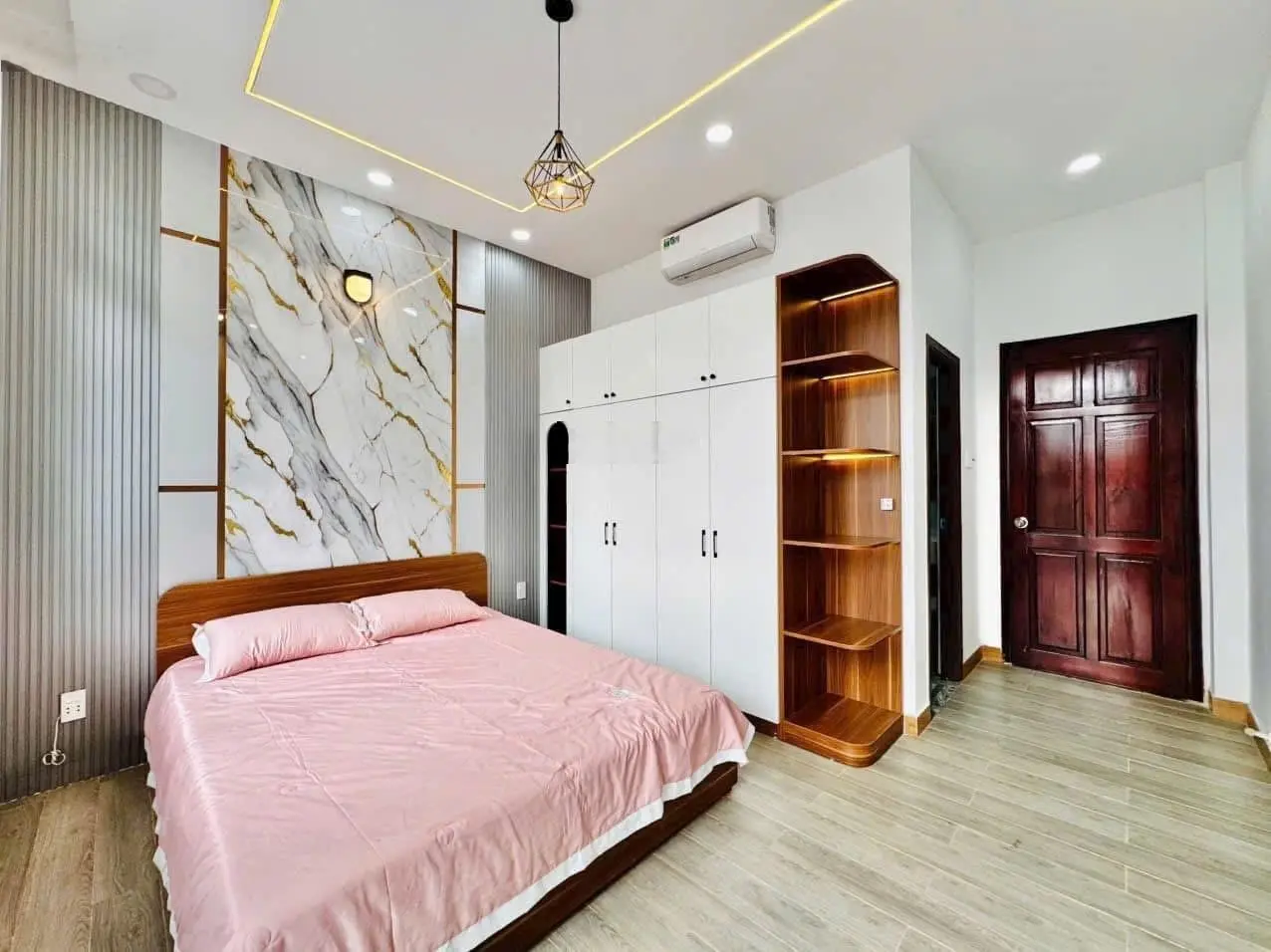 Bán nhà giá ngợp KDC Vĩnh Phú 2, Tp Thuận An. Kết cấu 1tr2l, giá 3.01 tỷ, sổ hồng sẵn