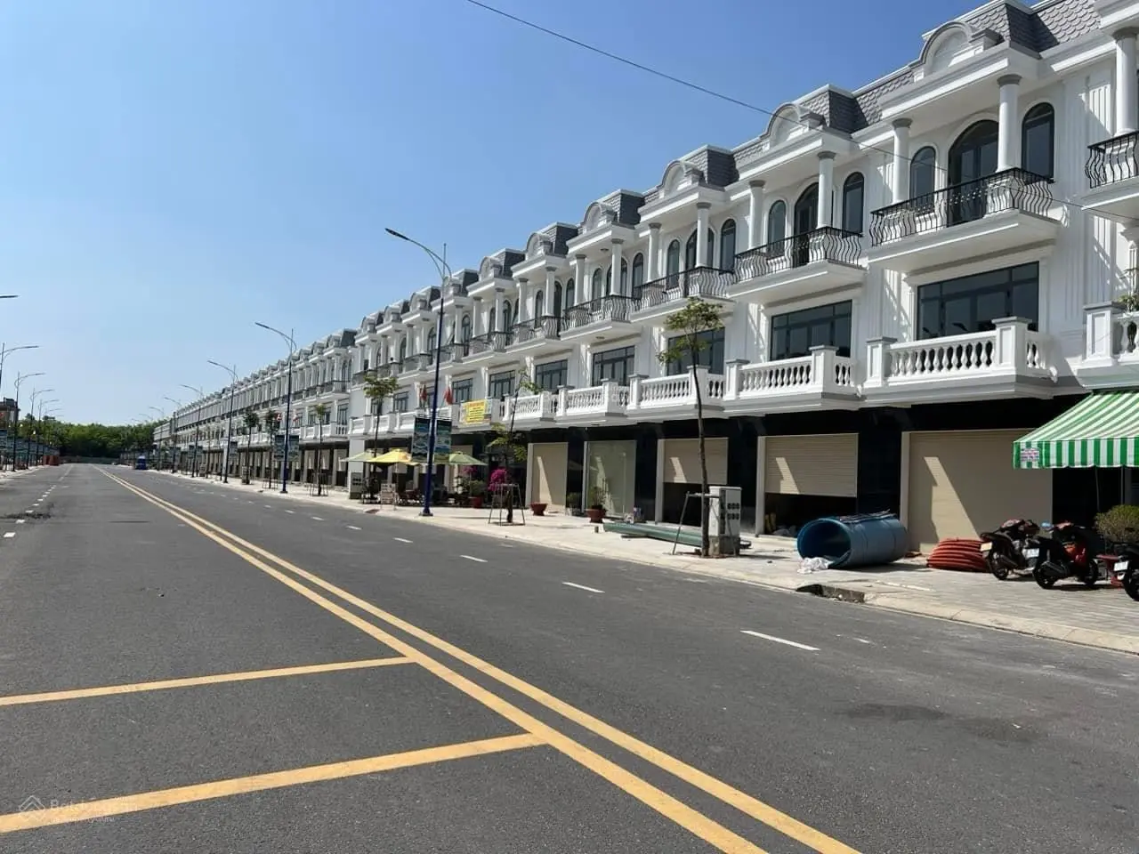 Bán shophouse 3PN, 4WC, 100m2 chỉ với 2,8 tỷ tại Thăng Long 2, Bàu Bàng, Bình Dương