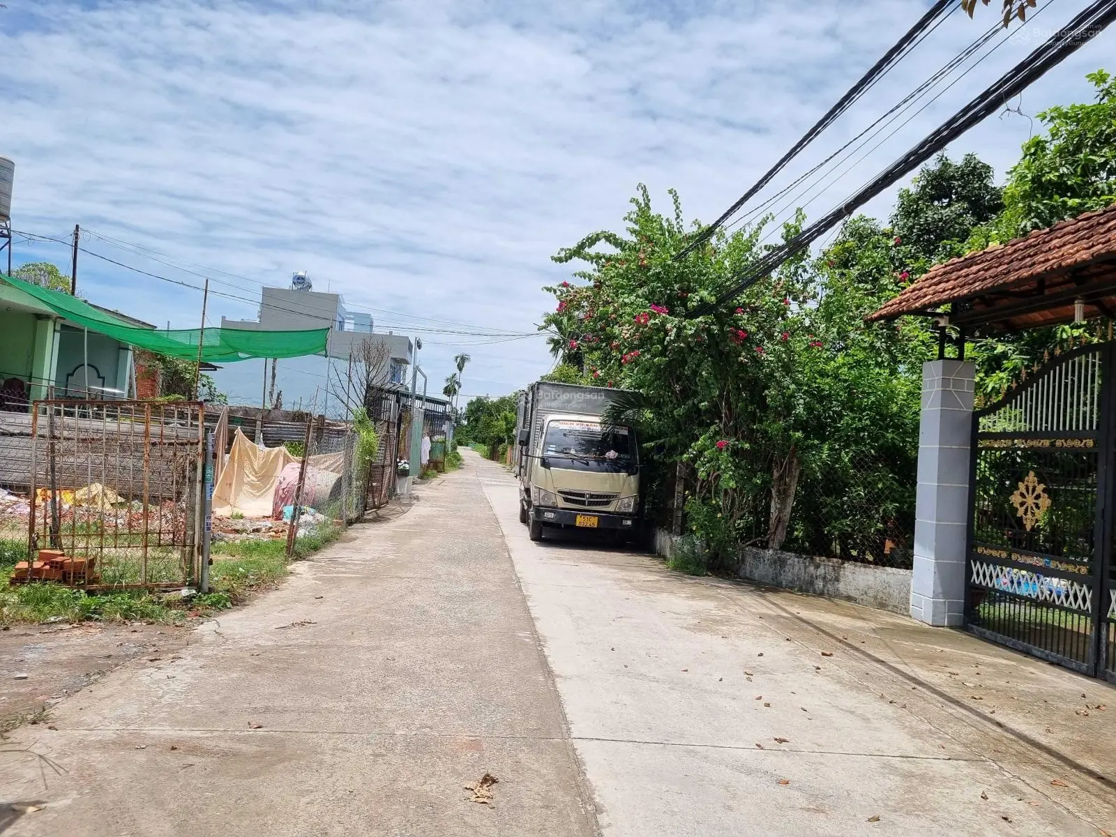 Nhà 1 Trệt 1 Lầu và 4 Phòng Trọ Bình Nhâm Giá 4,5ty